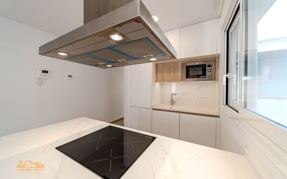 2 bedroom Apartment in Torrevieja - LR133575 - Photo - Small - 11