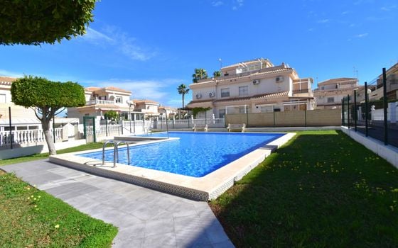 4 bedroom Townhouse in Playa Flamenca - VRE150148 - Photo - 1