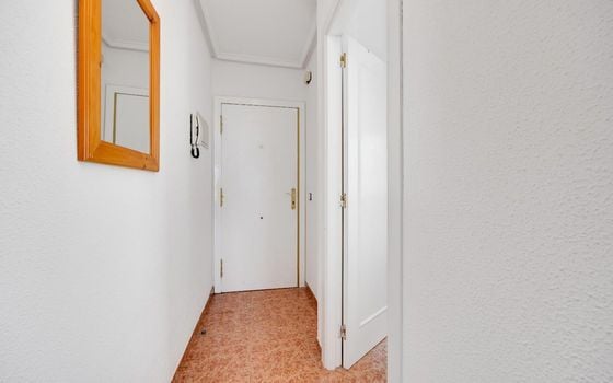 2 bedroom Penthouse in Torrevieja - HRE134636 - Photo - Small - 17
