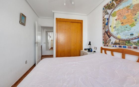 2 bedroom Penthouse in Torrevieja - HRE134636 - Photo - Small - 11