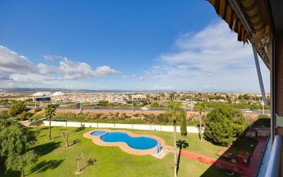 2 bedroom Penthouse in Torrevieja - HRE134636 - Photo - Small - 21
