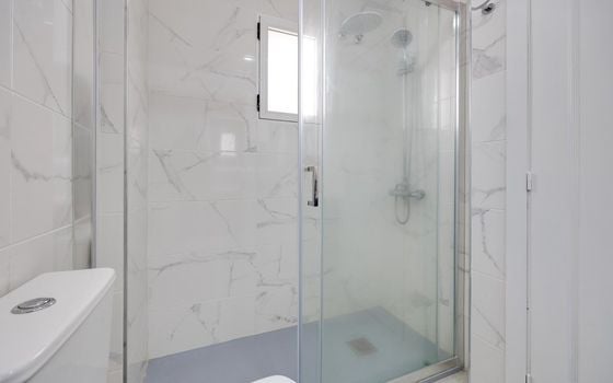 2 bedroom Penthouse in Torrevieja - HRE134637 - Photo - Small - 15