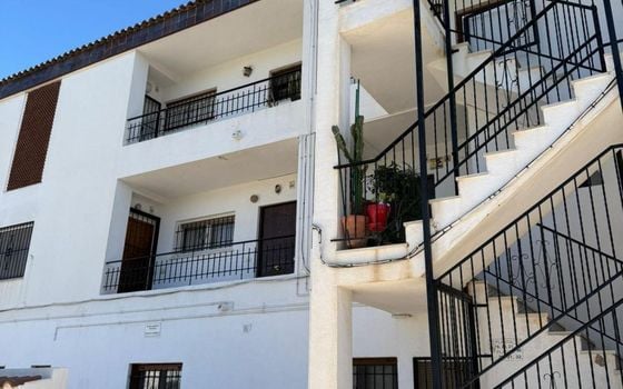 2 bedroom Apartment in Punta Prima - HRE135385 - Photo - 2