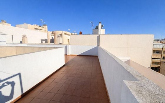 2 bedroom Penthouse in Torrevieja - GVS135428 - Photo - Small - 12