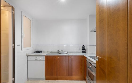 2 bedroom Apartment in Torrevieja - B135926 - Photo - Small - 11