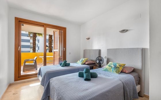 2 bedroom Apartment in Torrevieja - B135926 - Photo - Small - 15