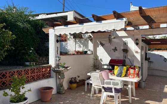 4 bedroom Villa in Orba - OH136302 - Photo - 4