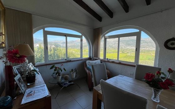 4 bedroom Villa in Orba - OH136302 - Photo - Small - 14