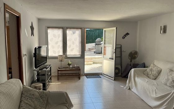4 bedroom Villa in Orba - OH136302 - Photo - Small - 9