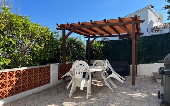 4 bedroom Villa in Orba - OH136302 - Photo - 2