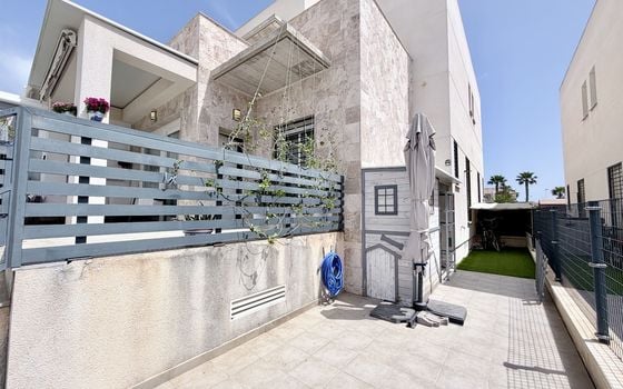 Villa de 3 chambres à Torrevieja - ERV136538 - Photo - Small - 23
