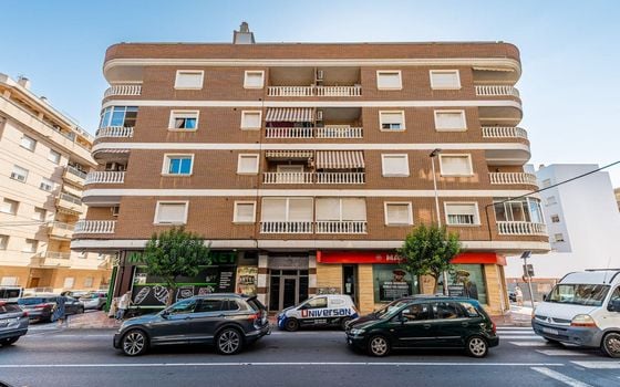 Appartement de 3 chambres à Torrevieja - AG151999 - Photo - 1