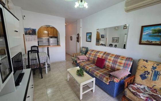 2 bedroom Apartment in Guardamar del Segura - VEC136869 - Photo - 2