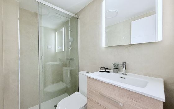 2 bedroom Townhouse in Torrevieja - ERV137125 - Photo - Small - 8
