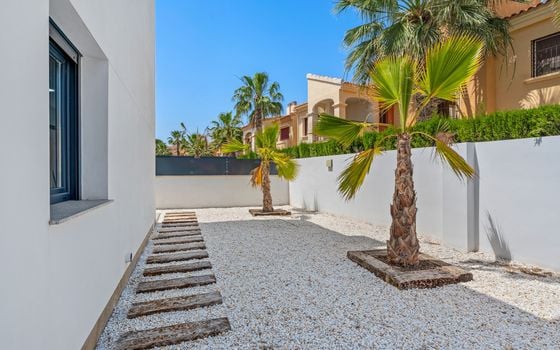 Villa de 3 chambres à Torrevieja - DKS137180 - Photo - Small - 29