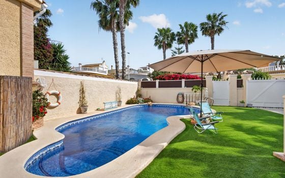 6 bedroom Villa in Gran Alacant - CBE137256 - Photo - 3