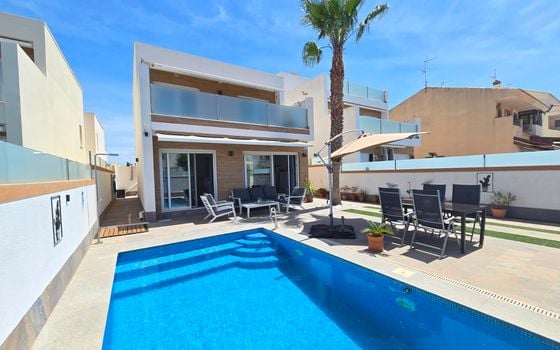 3 bedroom Villa in Pilar de la Horadada - DSR137320 - Photo - 1