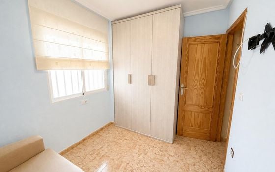 2 Schlafzimmer Appartement in Torrevieja - GVS137358 - Foto - Small - 9