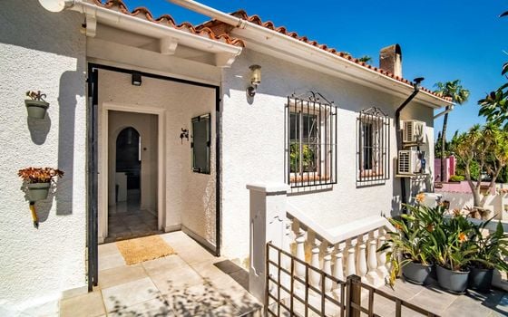 Villa de 4 chambres à Alfaz del Pi - DJP137384 - Photo - Small - 30