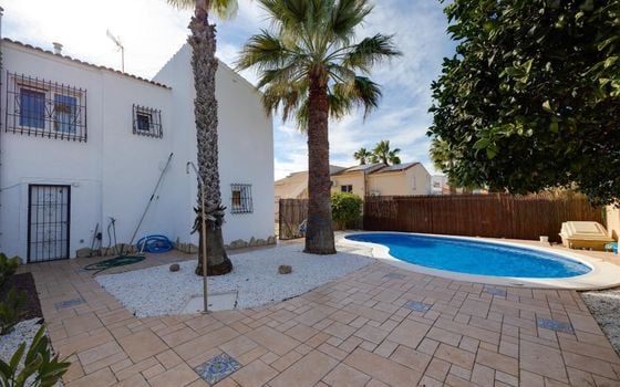 Villa de 3 chambres à Torrevieja - SV137584 - Photo - 2