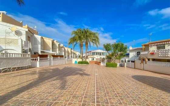 2 bedroom Bungalow in Torrevieja - ALM137649 - Photo - 1