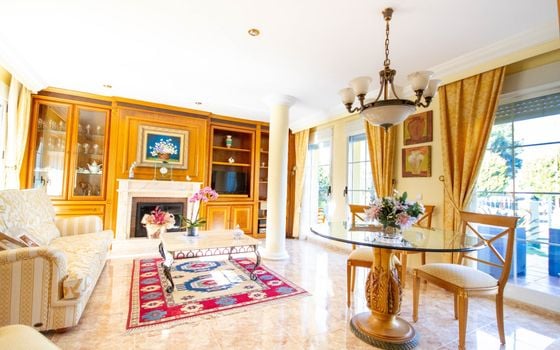 5 bedroom Villa in Orba - OH137664 - Photo - 3