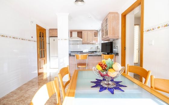 5 bedroom Villa in Orba - OH137664 - Photo - 4
