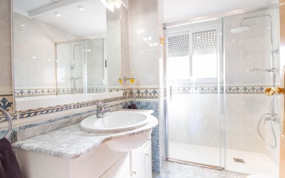 5 bedroom Villa in Orba - OH137664 - Photo - Small - 11