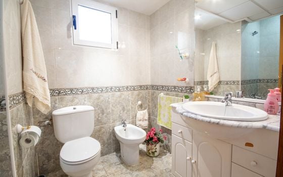 5 bedroom Villa in Orba - OH137664 - Photo - Small - 12