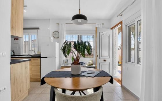 3 bedroom Villa in Torrevieja - HRE137907 - Photo - Small - 11