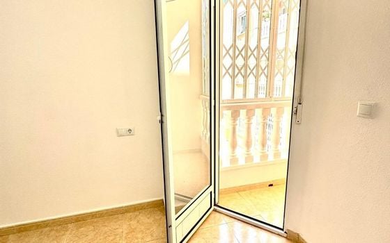 Appartement de 2 chambres à Torrevieja - CT137961 - Photo - Small - 11