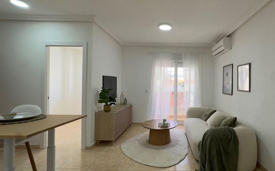 Appartement de 2 chambres à Torrevieja - CT137961 - Photo - 1