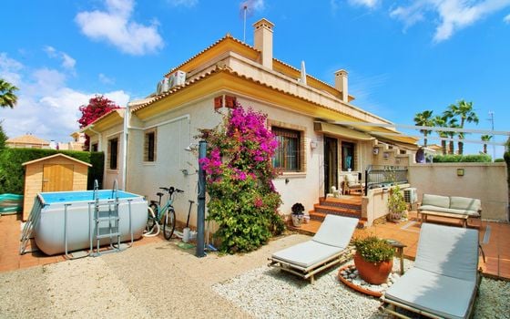 3 bedroom Townhouse in Villamartin - VC138348 - Photo - 1