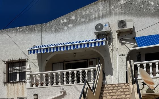 2 bedroom Bungalow in Torrevieja - VQ138642 - Photo - 1
