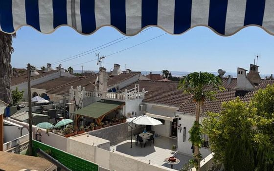 2 bedroom Bungalow in Torrevieja - VQ138642 - Photo - 3