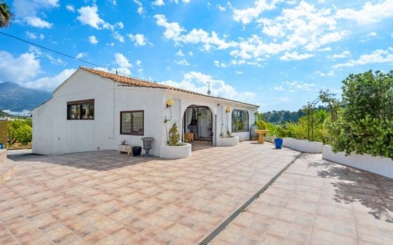 4 bedroom Villa in La Nucia - CBB138732 - Photo - Small - 39