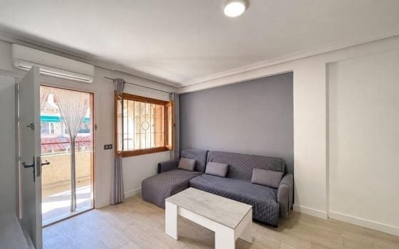 Appartement de 2 chambres à Torrevieja - CT139408 - Photo - 1