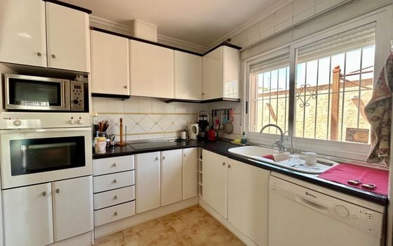 3 bedroom Villa in Torrevieja - HRE139604 - Photo - Small - 11