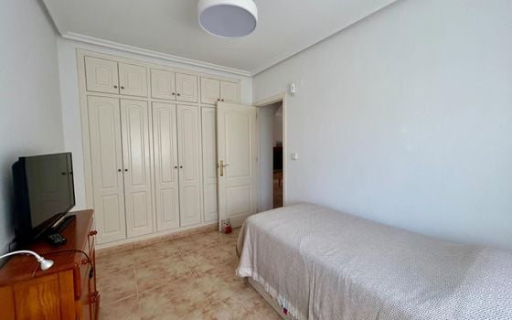 3 bedroom Villa in Torrevieja - HRE139604 - Photo - Small - 18