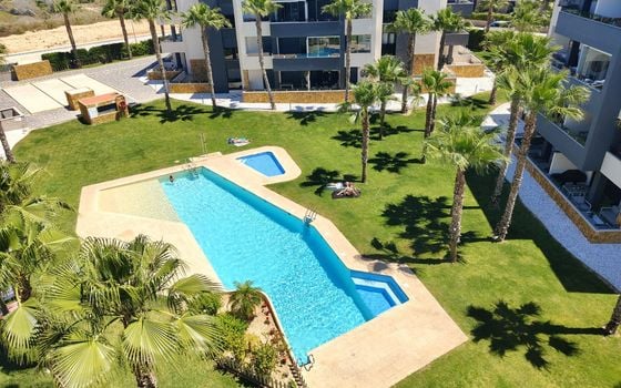 3 bedroom Apartment in Torrevieja - BCH139608 - Photo - 1