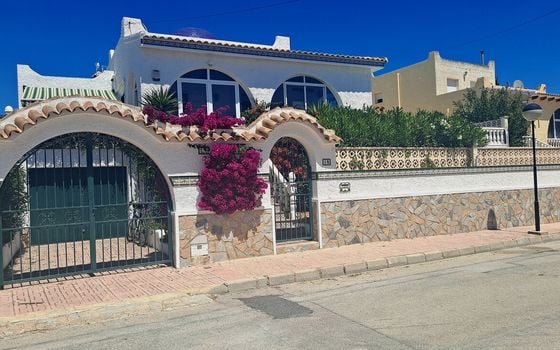 3 bedroom Villa in San Miguel de Salinas - SLS139887 - Photo - 1