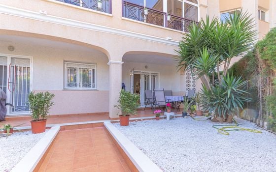 2 bedroom Apartment in Playa Flamenca - HRE140892 - Photo - 4