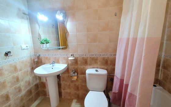 2 Schlafzimmer Appartement in Torrevieja - HRE140905 - Foto - Small - 16