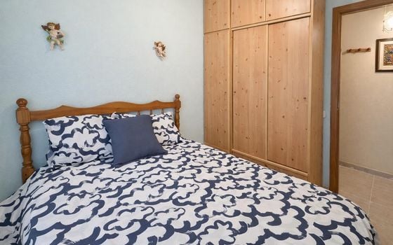 2 bedroom Apartment in Torrevieja - HRE140908 - Photo - Small - 8