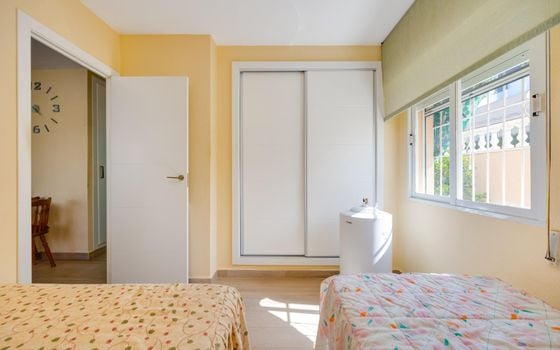 2 bedroom Townhouse in Torrevieja - CYM146980 - Photo - Small - 15