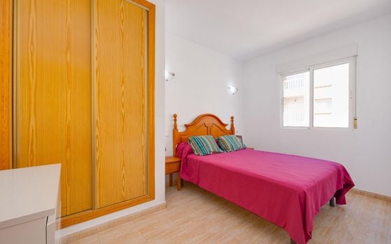 2 bedroom Apartment in Torrevieja - CYM146979 - Photo - Small - 14