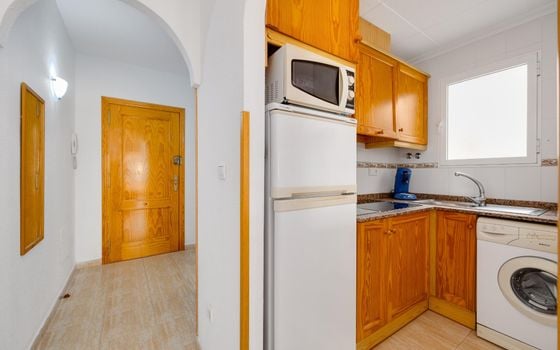 2 bedroom Apartment in Torrevieja - CYM146979 - Photo - Small - 10