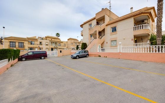 2 bedroom Apartment in Torrevieja - HRE140916 - Photo - Small - 28