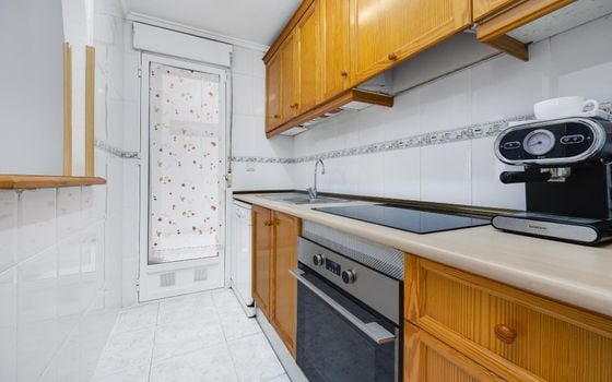 2 bedroom Apartment in Torrevieja - HRE140916 - Photo - Small - 11