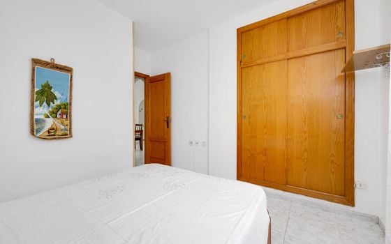 2 bedroom Apartment in Torrevieja - HRE140916 - Photo - Small - 16